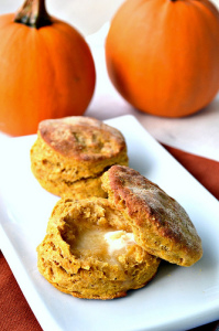 Vegan-Pumpkin-Bisquits (1)