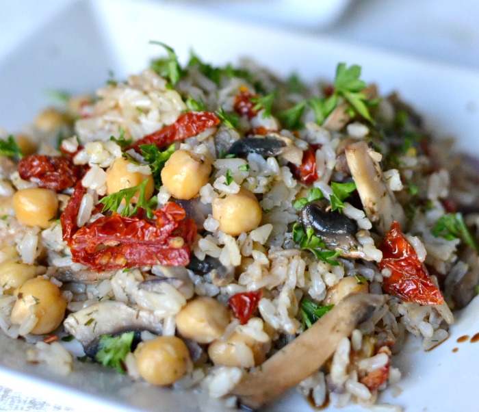 Quick Chickpea and Mushroom Rice Pilaf + Giveaway # VeeteeDineIn