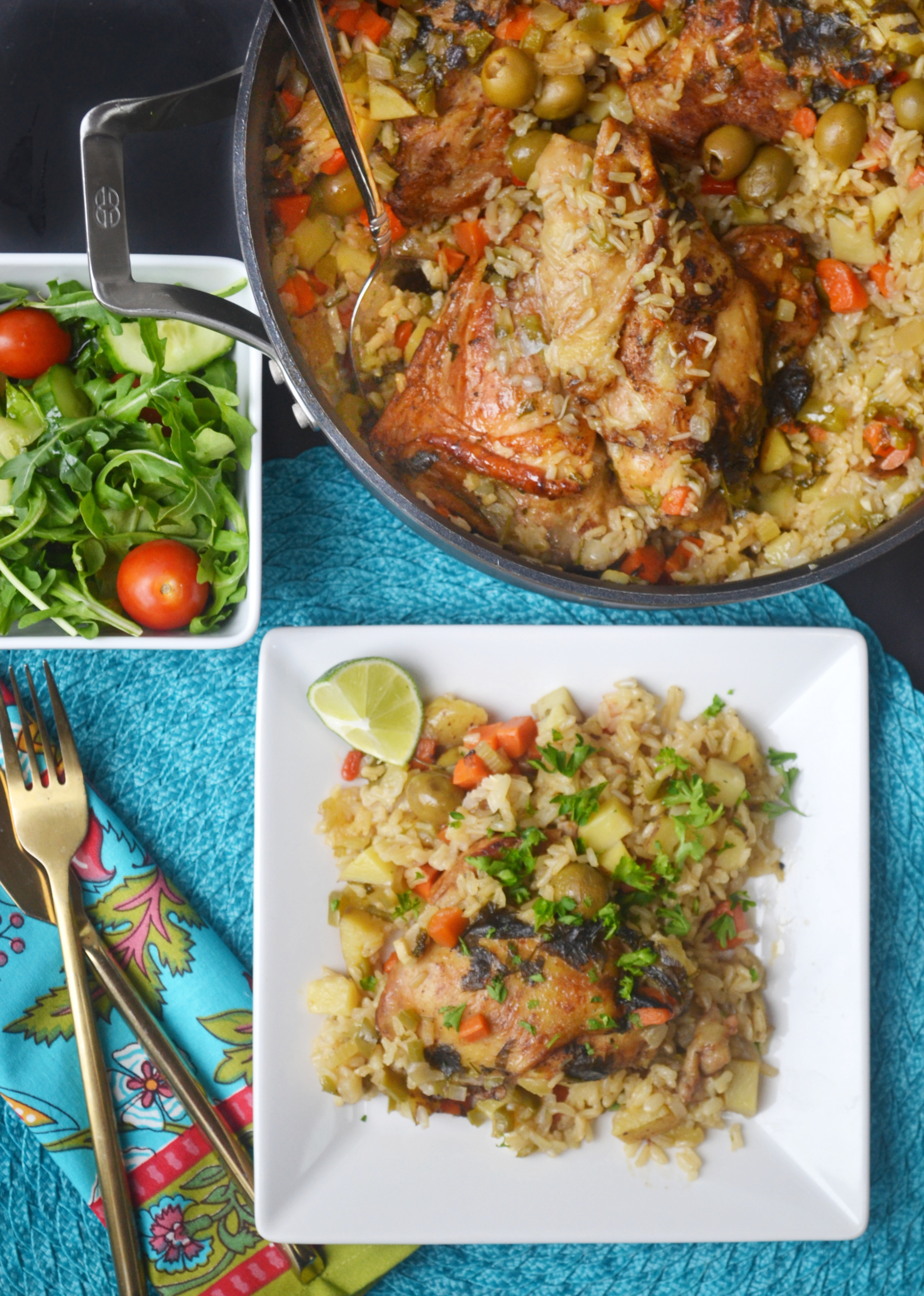 Arroz con Pollo Adobado - flatlay